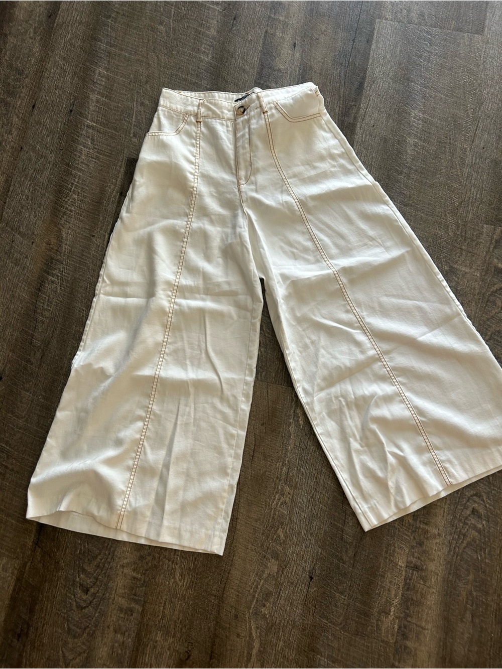 Wide Leg Cream High-Waist crop Pants